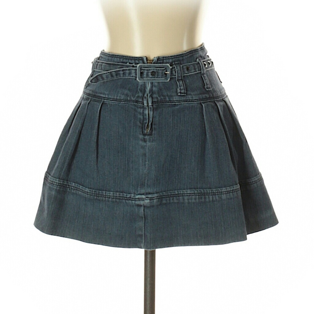 Candie's denim skirt